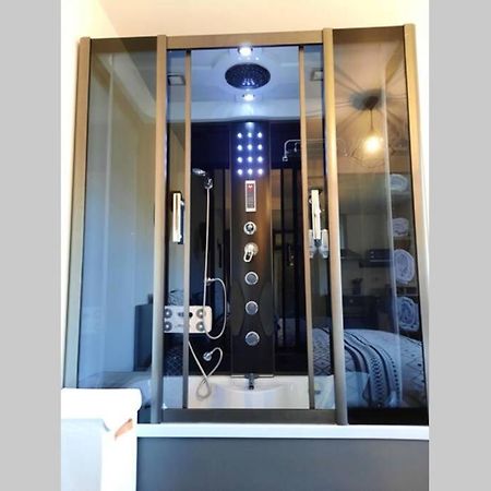 Studio Avec Vue Sur La Vezere Uzerche Ngoại thất bức ảnh
