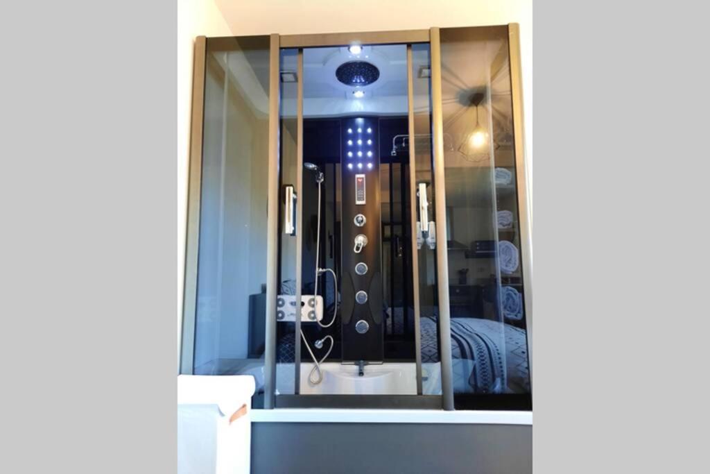 Studio Avec Vue Sur La Vezere Uzerche Ngoại thất bức ảnh