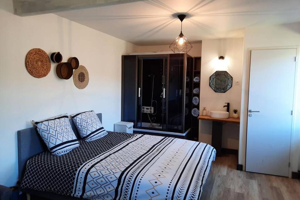 Studio Avec Vue Sur La Vezere Uzerche Ngoại thất bức ảnh